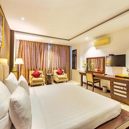 The Noble Swan Central Dong Du Hotel Ho Chi Minh-staden Exteriör bild