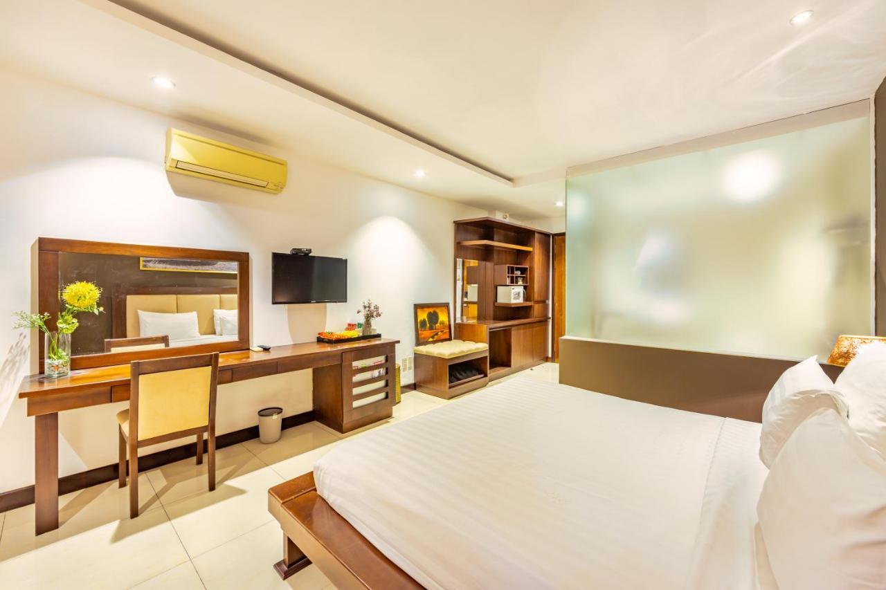 The Noble Swan Central Dong Du Hotel Ho Chi Minh-staden Exteriör bild