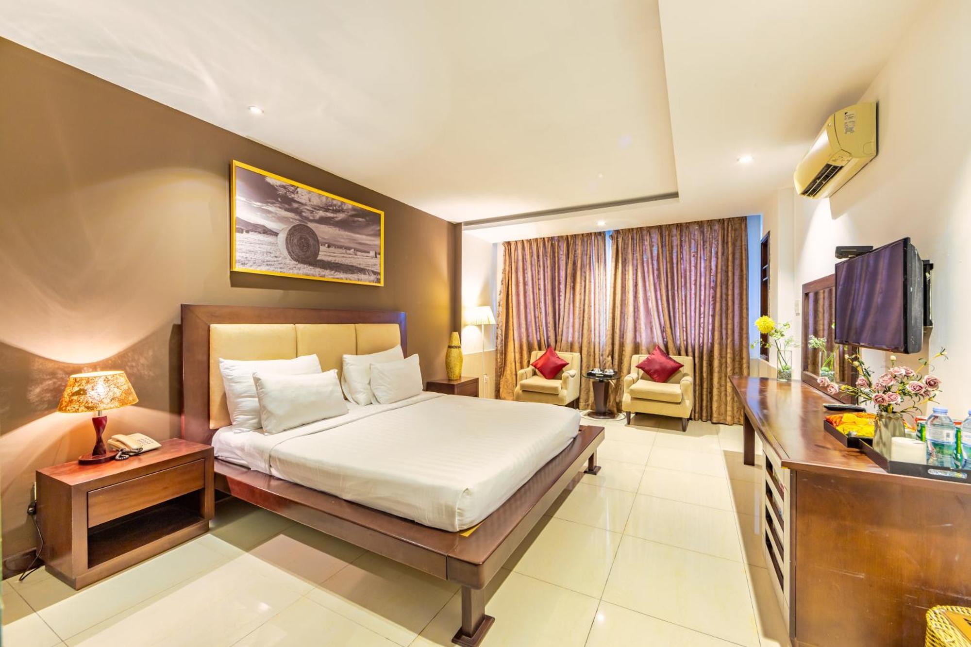 The Noble Swan Central Dong Du Hotel Ho Chi Minh-staden Exteriör bild